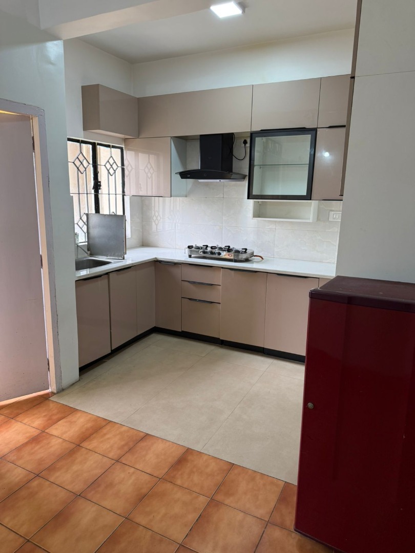 Semi Furnished 3bhk in Rukmini Gaon, Guwahati, Assam, India for Rent